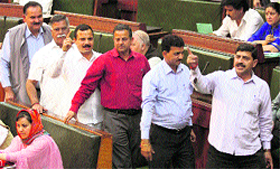BJP, Panthers Party and JSM members raise the issue of discrimination against Jammu migrants in the Assembly on Friday.