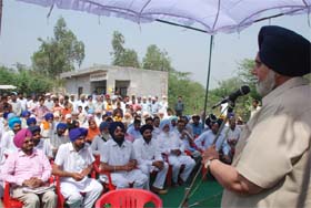 Irrigation Minister Janmeja Singh Sekhon addressing a gathering during the second day of his thanksgiving trip to various areas in the Maur constituency on Sunday