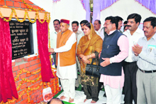 Chief Minister PK Dhumal lays the foundation stone of a burns unit at Hamirpur on Sunday. 