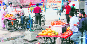 Cut fruit and other items being sold openly in Amritsar.