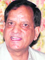 Minister of Industries Kishan Kapoor