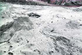 An aerial view of Pakistani troops searching for the avalanche victims