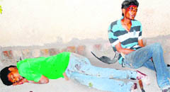 The injured snatchers before being taken to a hospital in Amritsar