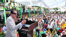 Jammu and Kashmir Pradesh Congress Committee chief Saifuddin Soz addresses a rally in Jammu on Monday. 