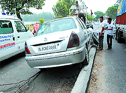 At least one accident is reported daily at the road divider, located near the thermal plant railway crossing on the Malout-Bathinda road