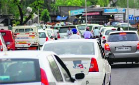 A view of traffic chaos near the furniture market on the road from Sector 42 to Mohali on Tuesday