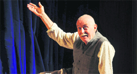 Bollywood actor Tom Alter performs in play KL Saigal at General Zorawar Singh Auditorium in the University of Jammu on Wednesday.