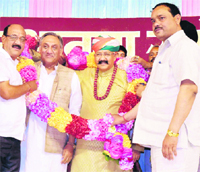 Pauri Garhwal MP Satpal Maharaj and Chief Minister Vijay Bahuguna at Sadhbavna Sammelan in Haridwar on Thursday. 