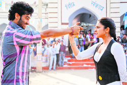 A still from Ishaqzaade