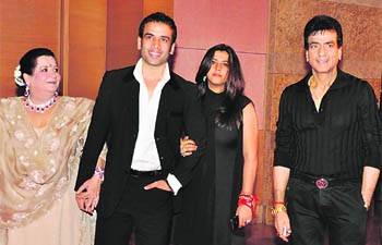 From left: Shobha, Tusshar, Ekta and Jeetendra