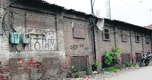 A factory in a deplorable condition in Amritsar.