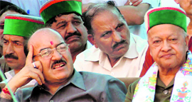 HPCC chief Kaul Singh Thakur and Union Minister Virbhadra Singh at a rally in Mandi on Sunday.