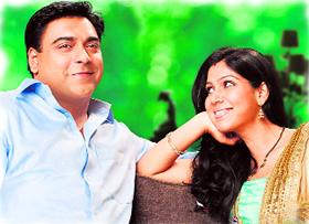 A still from Bade Acche Lagte Hain
