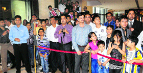 Fans await the cricketer at a Sector-35 hotel in Chandigarh.
