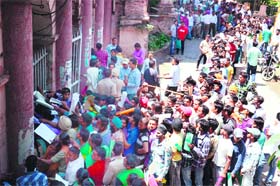 Rush of applicants for the post of safai karamcharis at the Municipal Corporation office at Town Hall in Amritsar on Tuesday