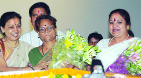 Newly elected Mayor of the East Delhi Municipal Corporation Annapurna Mishra (Middle) and Dy Mayor Usha Shastri (Right) being greeted by North Delhi Mayor Meera Aggarwal on Tuesday. 
