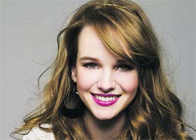 Stephanie Kay Panabaker