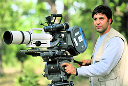 VIJAY BEDI
