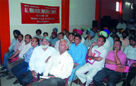 Participants during the meeting.