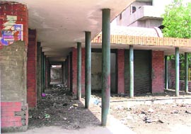 A view of the market, the shops of which have not been allotted to shopkeepers