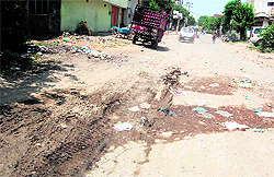 An unpaved Sher Shah Suri road in Ward number 2 of Amritsar