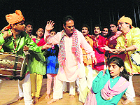 A scene from Balwant Thakurs play Suno Tagore Di being staged at the Spiritual Growth Centre, Katra, on Friday