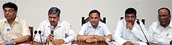 Chief Parliamentary Secretary and MLA Bathinda (Urban) Sarup Chand Singla (second from left) addressing members of the business community
