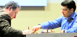 World Chess champion Viswanathan Anand and his Israeli challenger Boris Gelfand at Moscows Tretyakovsky Gallery on Monday.
