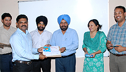 The passing out batch of soft communication skills being felicitated at Government Polytechnic College