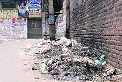 A heap of garbage in ward number 65. 