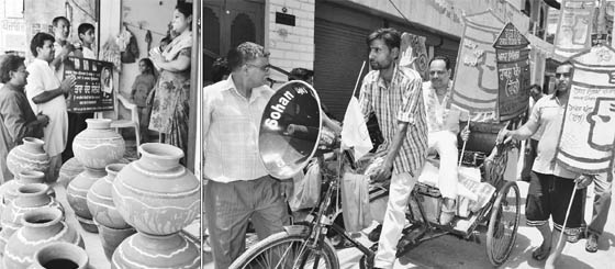 BSP candidate Tara Chand from Municipal ward number 34 during election campaign in Patiala; (right) Independent candidate Rakesh Khanna from Municipal ward number 37 campaigns in a rickshaw in Patiala.