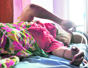 Narinder Kaur, who suffered an acid attack, admitted in a hospital in Ludhiana.