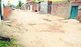 Unpaved streets in in Ward 60 in Amritsar