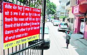 Residents of Ward 9 have put up a signboard asking the councillor not to enter the premises in Amritsar