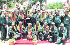 ITBP jawans participate in the Patrol Himbirs-50 campaign as part of the 50th anniversary of the police force at Pithoragarh on Thursday. 