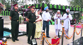 Parents of Lt Navdeep Singh at the felicitation ceremony held at Tibri Cantonment.