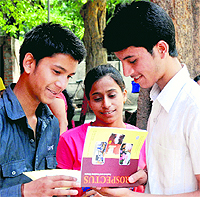 Students take a look at the prospectus