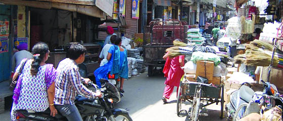 Will we reach the other end? Narrow lanes and encroachments lead to traffic chaos in Ward 42 of Amritsar. 