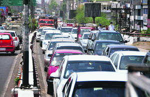 Traffic chaos after the accident in Ludhiana on Saturday. 