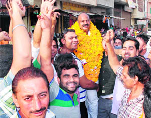 SAD candidate Avinash Jolly, who won from Ward number 53 in Amritsar on Sunday.