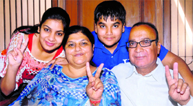 Councillor couple Jagdish Raj Raja and his wife Anita Raj with their daugther Deepika and son Anuj after winning the MC polls in Jalandhar.