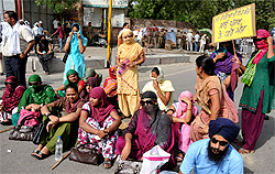 Teachers, recruited under the Sarva Shiksha Abhiyaan (SSA), Rashtriya Madhyamik Shiksha Abhiyaan (RMSA) and Centre Sponsored Scheme (CSS), blocked the road for almost two hours on Thursday afternoon