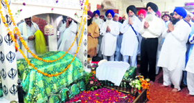Sikhs observe the martyrdom day in Lahore.
