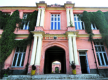 The entrance to SCD Government College in Ludhiana