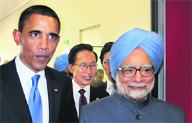 Manmohan Singh, Barack Obama in Los Cabos. 