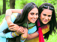 A still from EHMMBH