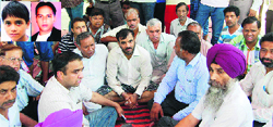Shocked relatives of Sushant Arora in Amritsar. Photos: Vishal Kumar Victim Sushant inset left and Accused Prince