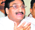 Former Chief Minister Ramesh Pokhriyal Nishank addresses mediapersons at the state guest house at Damkoti in Haridwar on Friday.