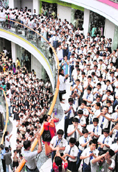 As many as 3,039 students assemble to wash their hands to create a Guinness World Record of cleaning hands with a hand sanitiser in Navi Mumbai on Friday.