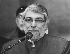 Paraguayan lawmakers have impeached President Fernando Lugo over his handling of a land dispute.